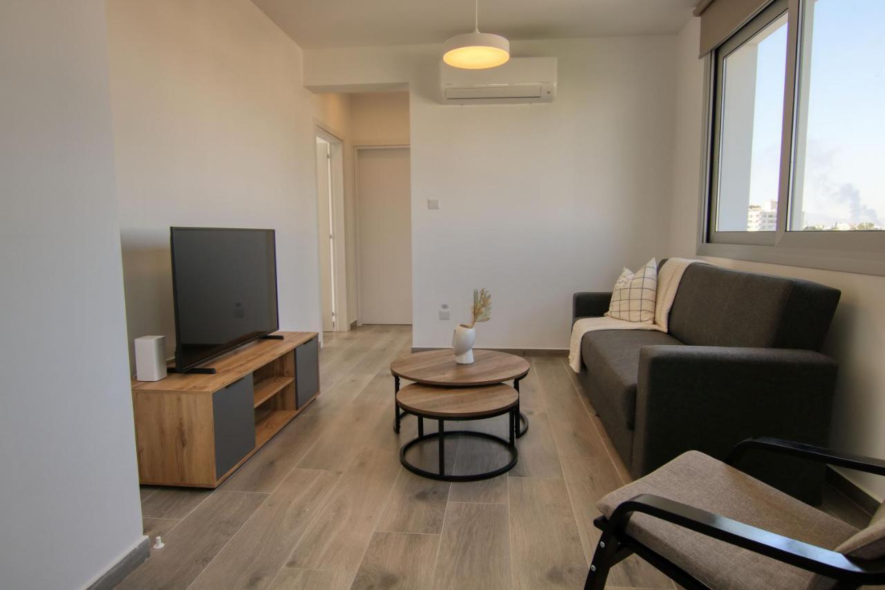לרנקה Phaedrus Living Coral Suites Bliss מראה חיצוני תמונה