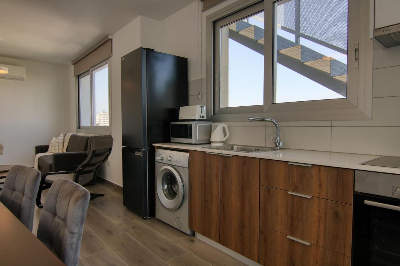 לרנקה Phaedrus Living Coral Suites Bliss מראה חיצוני תמונה