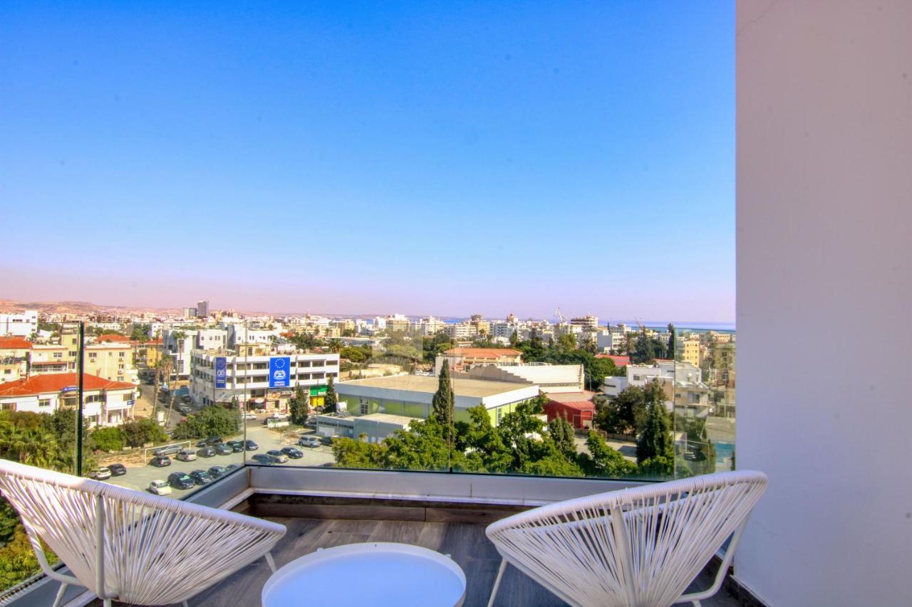 לרנקה Phaedrus Living Coral Suites Bliss מראה חיצוני תמונה